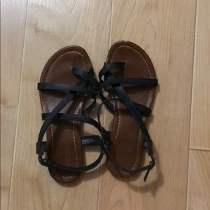 American Eagle sandals